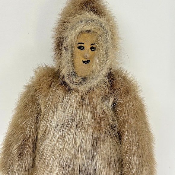 VTG Inuit Native American Alaskan Eskimo Doll 9" Fur Coat 1940s 50s Genuine - Picture 2 of 7